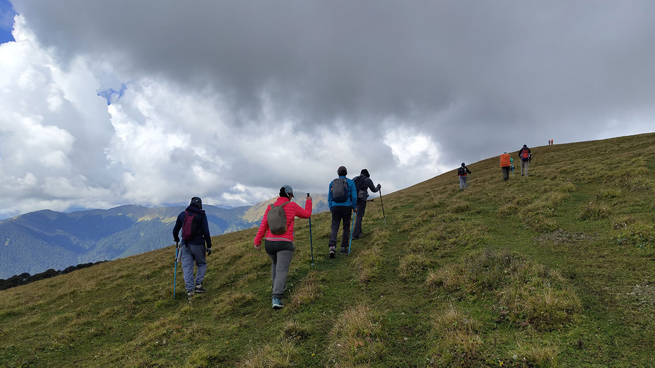 Ali Bedni Bugyal Trek